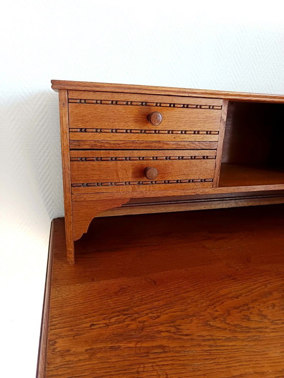 Image 1 of Escritorio escalonado Art Déco en roble claro.