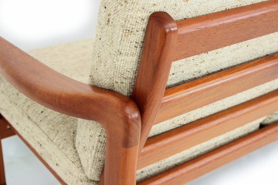 Image 1 of Come nuovo! Divano Holstebro di design danese di metà secolo, in teak massello, lana vergine di prima qualità, condizioni da esp