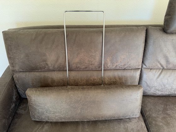 Image 1 of Prominente bruin in pelle scamosciata con 3 brufoli