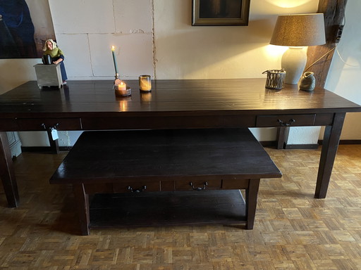Set of oak dining table and coffee table