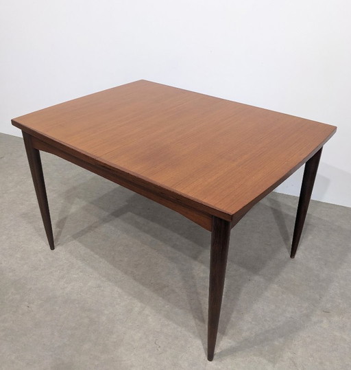 Table de salle à manger vintage, années 1960.