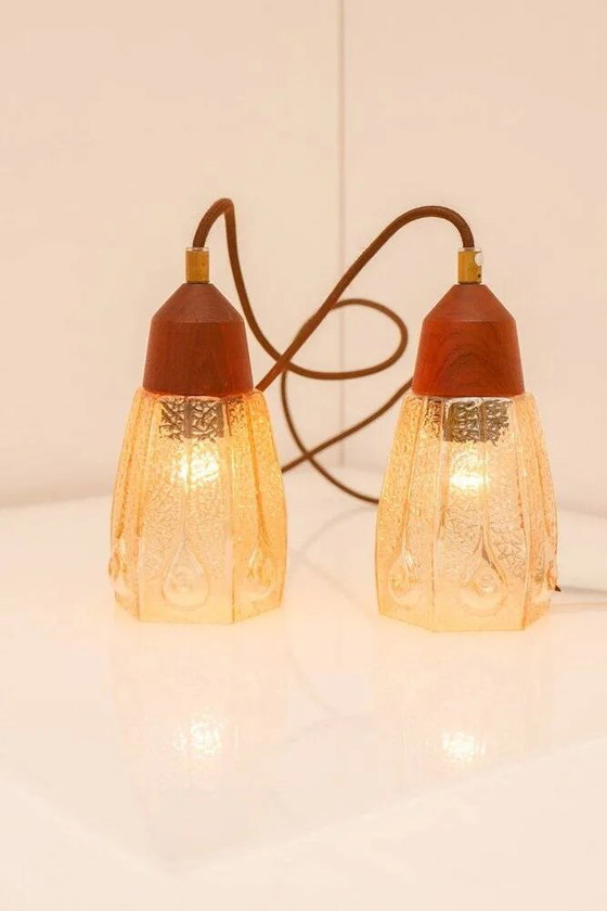 Image 1 of Suspensions en verre de Pukeberg, Suède, années 1960, lot de 2