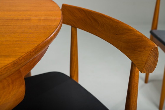 Image 1 of Mesa de comedor extensible y sillas danesas de teca de Hans Olsen para Frem Røjle, años 60, juego de 7