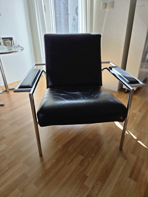 Gerard Vollenbrock voor Gelderland model 453 fauteuil