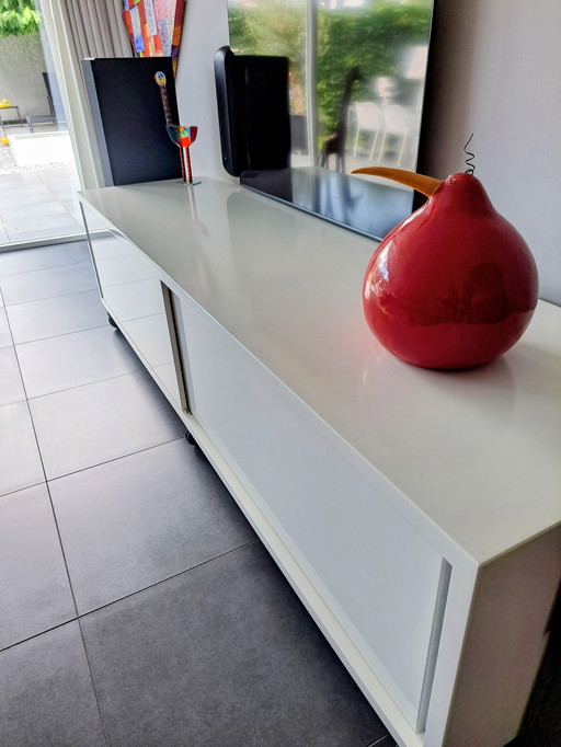 In Opdracht Gemaakt TV-Verplaatsbaar-Meubel Met Plek Voor Alle Apparatuur, Afstandsbedieningen, Spelletjes, E.D.