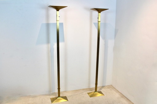Lampadaire Uplighter Italien en Laiton, deux pièces en stock