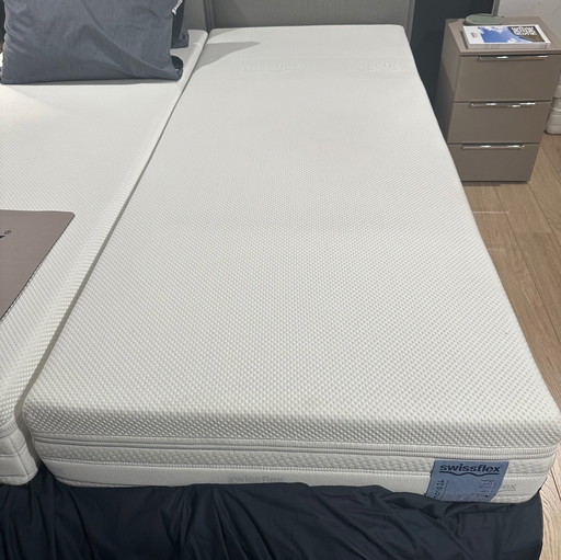 Swissflex Versa 24 Hybrid Geltex mattress - 90x 200 medium