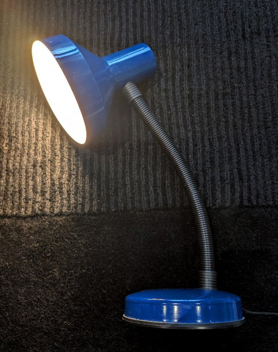 Vintage Veneta Lumi desk lamp – Made in Italy – 1970s – Metal, Plastic (photo 3 of 5)