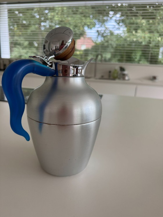 Image 1 of Thermos di Alessi, adatto per caffè e tè.