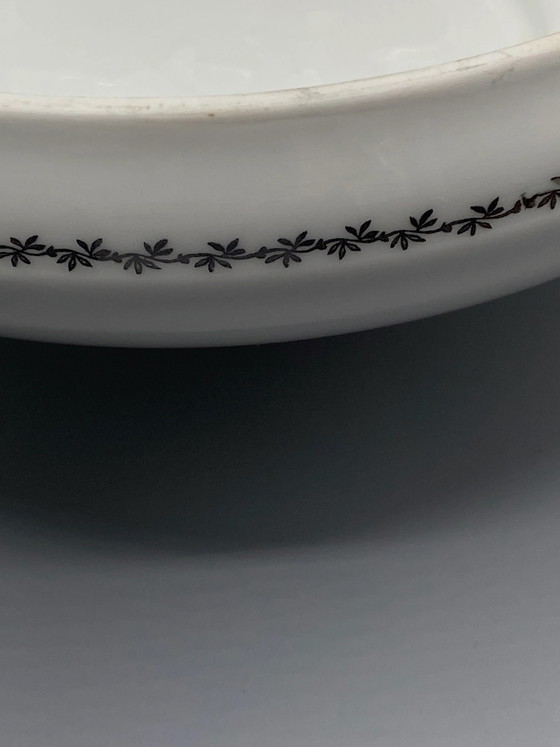 SEP France Sélection Covered Porcelain Vegetable Dish – Silver Frieze Decor – Decorative Objects (photo 6 of 7)