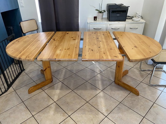 Image 1 of Tavolo rotondo allungabile, diametro 106 cm, modello Baumann, in legno massello di pino, vintage anni '70.