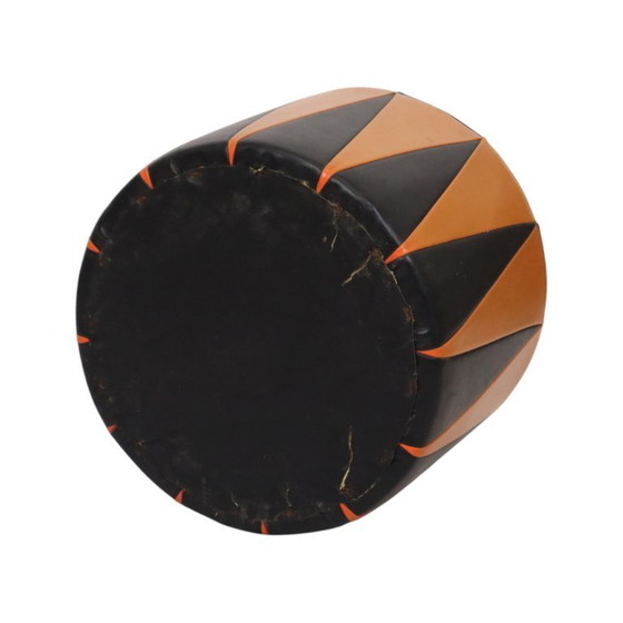 Image 1 of Pouf rotondo vintage in similpelle arancione e nera