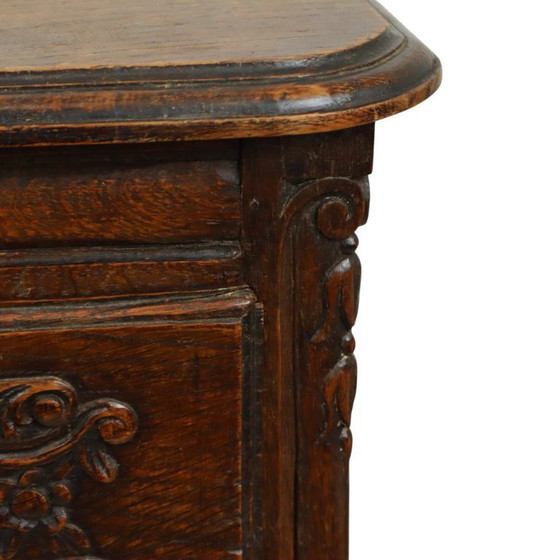 Image 1 of Cassettiera antica in rovere massello