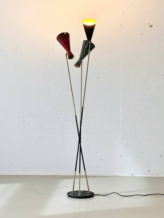 Image 1 of Lampadaire de style mid-century, signé Lumenform, années 1960