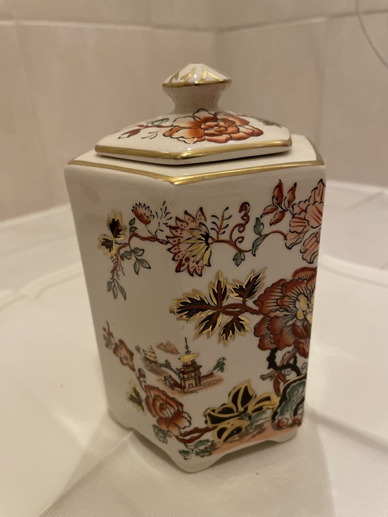 Image 1 of Teedose ‚Golden Azalea‘ / Hexagonal Lidded Jar H 16,5 cm von Mason’s
