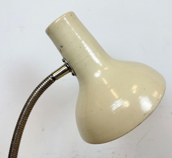 Image 1 of Beige Industrial Gooseneck Table Lamp, 1960s