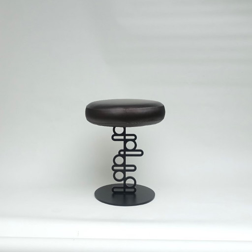 Taboeret Ken van Marcel Wanders voor Quodes – zeldzaam ontwerp uit ‘Beautiful Women’-collectie – bruin/zwart