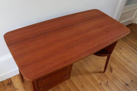 Image 1 of Small Scandinavian teak desk Gunnar Nielsen for Tibergaard 1960