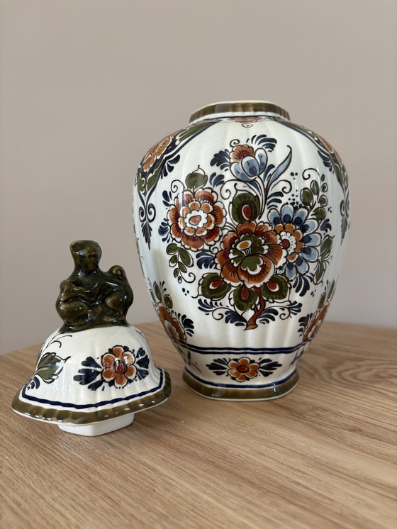 Image 1 of Delft Polychrome vases set hand-painted