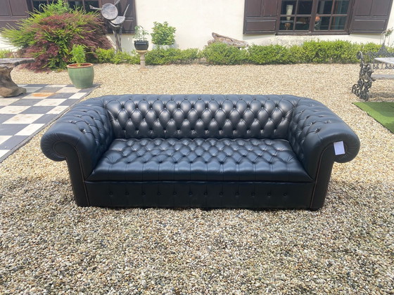 Image 1 of Wade Chesterfield a tre posti