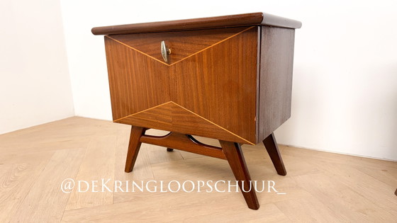 2x tables de nuit vintage Louis Van Teefelen – Louis van Teeffelen, Wood (photo 7 of 11)