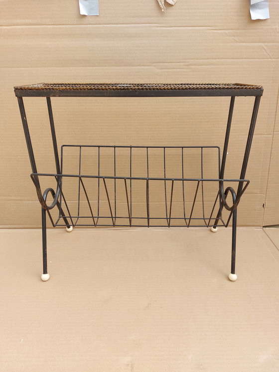 Image 1 of Vintage krantenbak