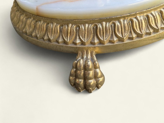 Image 1 of Rarität! Mid-Century Stehlampe mit rosafarbenem Samtschirm & Fransen – Messingfuß mit Marmorverzierung