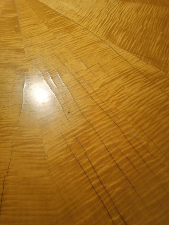 Image 1 of Grote ronde houten eettafel uit de jaren 80 – diameter 203 cm, zongebruind fineer, onderstel met zes poten