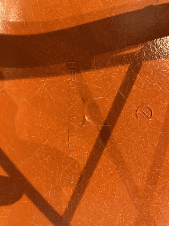 Image 1 of Eames Herman Miller glasvezel kuipstoel