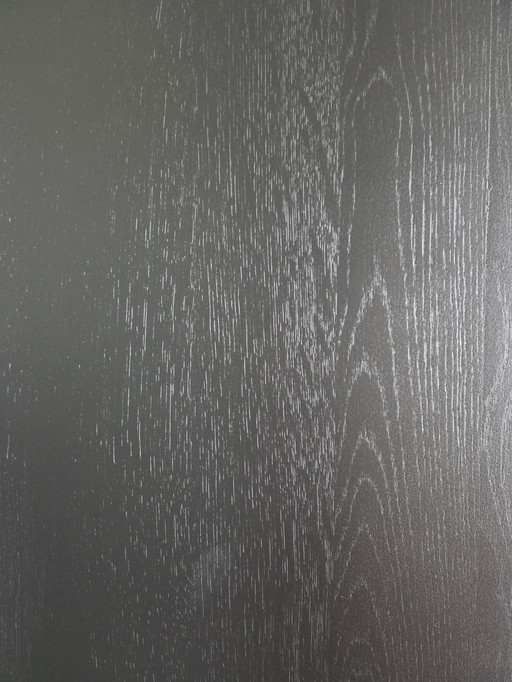 Armoire murale en chêne noir