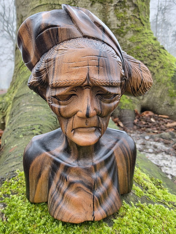 Image 1 of Busti balinesi in legno di metà secolo – set di 2