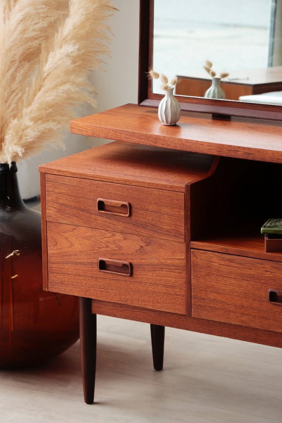 Image 1 of Toletta inglese vintage degli anni '60 – Design di metà secolo