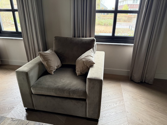 Image 1 of Driezitsbank en dos fauteuils   