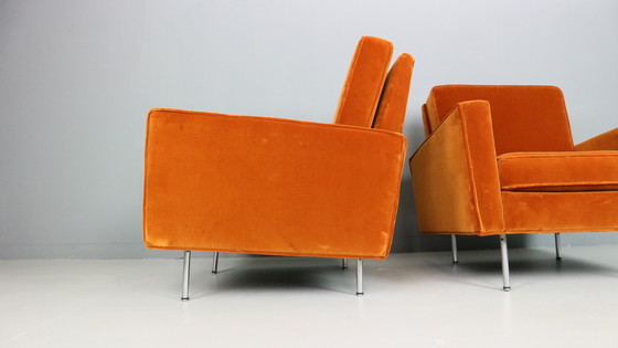 Image 1 of Paire de fauteuils 25 BC de Florence Knoll en velours, années 1950