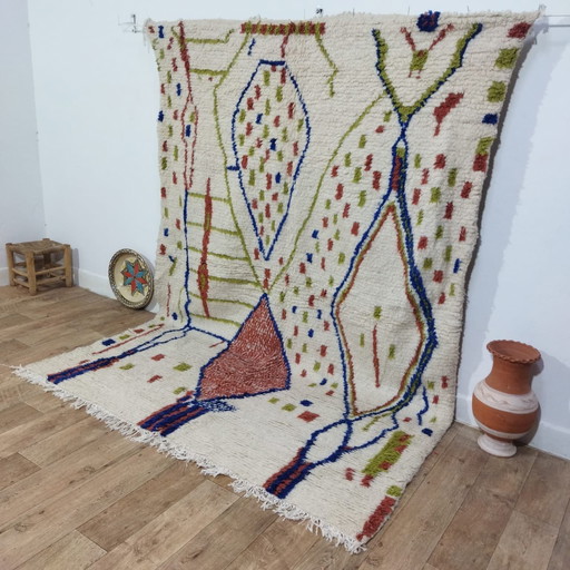 Tapis d'Azilal Authentique œuvre d'art fabriquée à la main dans les montagnes de l'Atlas