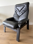 Fauteuil vintage en cuir noir