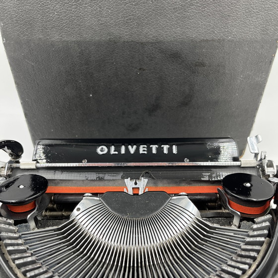 Image 1 of Machine À Écrire Olivetti Ico