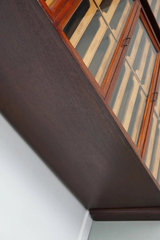 Image 1 of Armario de mercería inglés con puertas de cristal, circa 1920/1930