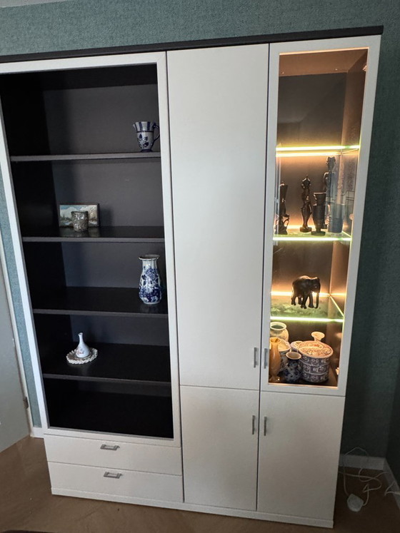 Musterring Kira 24 Wall System Premium Quality, Modern Design – Display cabinets, Wood, Glass (photo 4 of 7)