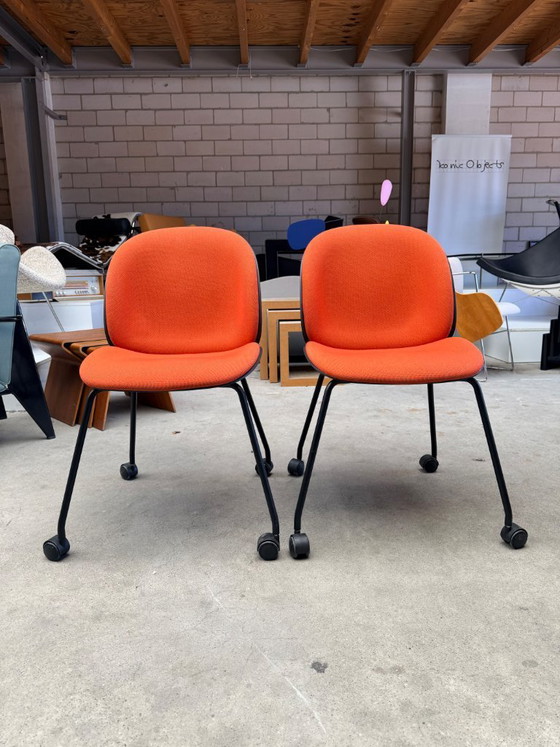 Image 1 of Chaise Gubi Beetle à roulettes (stock : 5)