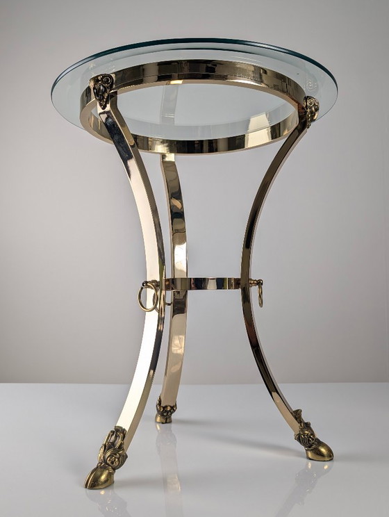 Neoklassieke bijzettafel van messing en facetgeslepen glas met ramkoppen, jaren 70 – Brass (photo 7 of 12)