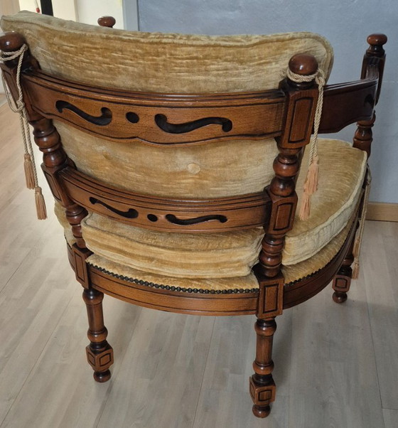 Image 1 of 2 sillones clásicos