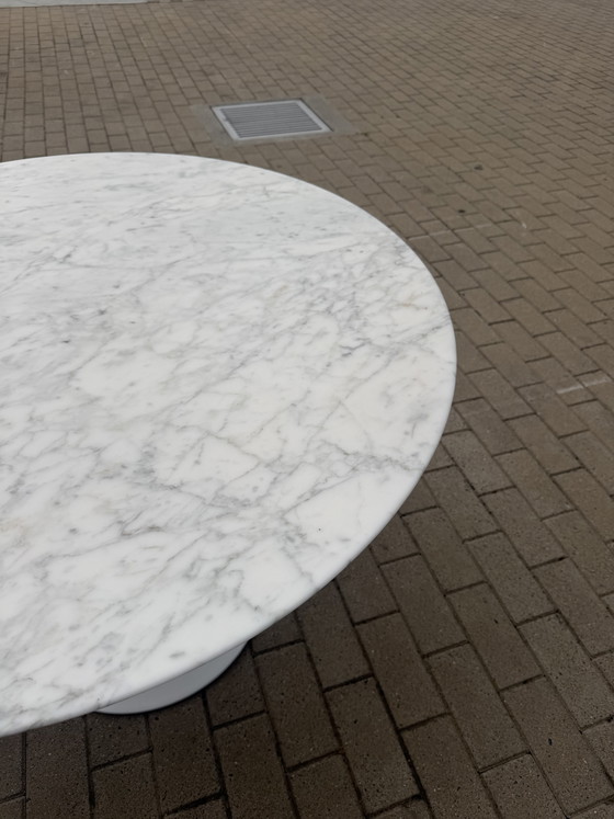 Original Knoll Tulip Round Dining Table 120cm Arabescato Matte In MINT CONDITION!! Eero Saarinen – Marble (photo 8 of 14)