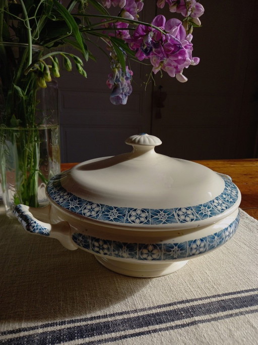 Longchamp „René“ Suppenterrine aus Eisenstein – servies, Ceramic