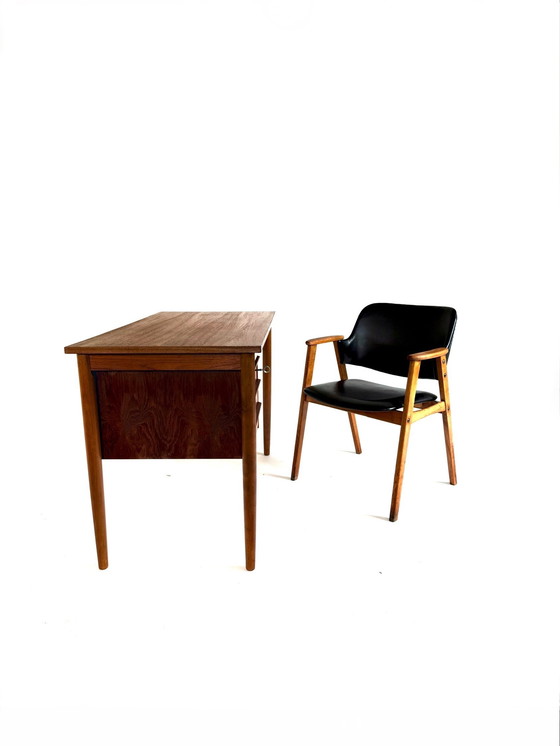 Image 1 of Dänischer Schreibtisch aus Teakholz, 1960er Jahre