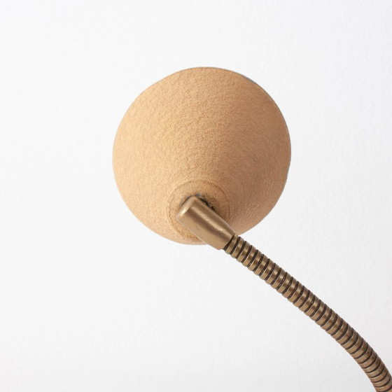 Image 1 of Lampe de table vintage beige à col de cygne, Allemagne années 1950