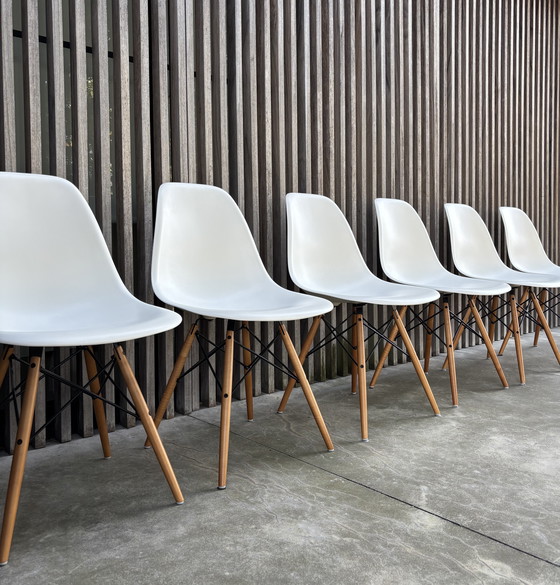 Image 1 of 6x Sillas Vitra Eames DSW