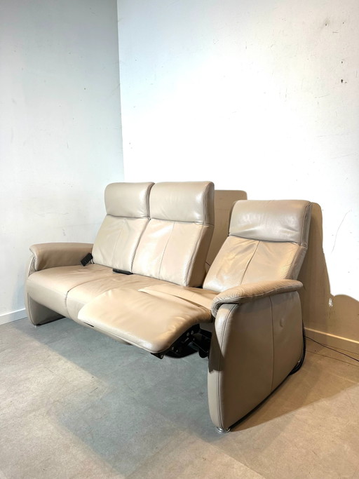 Conjunto de sofás de cuero Musterring – Función de relajación eléctrica – 2 plazas y 3 plazas – loveseats