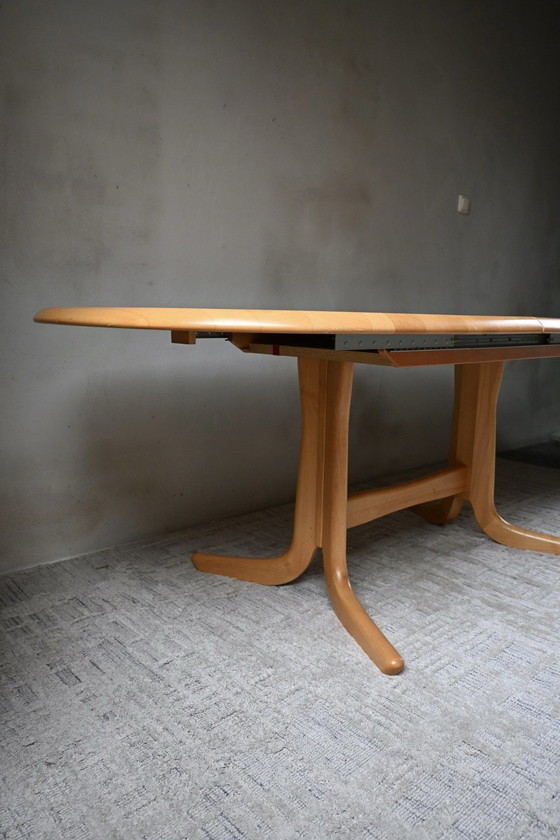 Ausziehbarer skandinavischer ovaler Esstisch aus den 70er Jahren, Esstische, Holz, Beige (Foto 9 von 15)