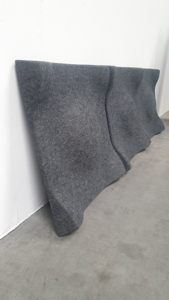 Image 1 of Offecct soundwave swell akoestische 3D design panelen grijs vilt, modulair